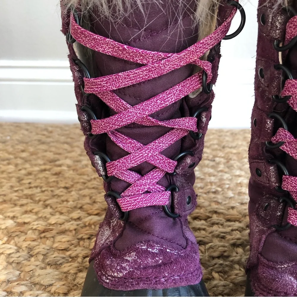 Sorel Youth Tofino Waterproof Boot. Size 3